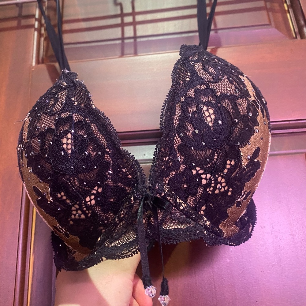 Beautiful Victoria’s Secret Push Up Bra